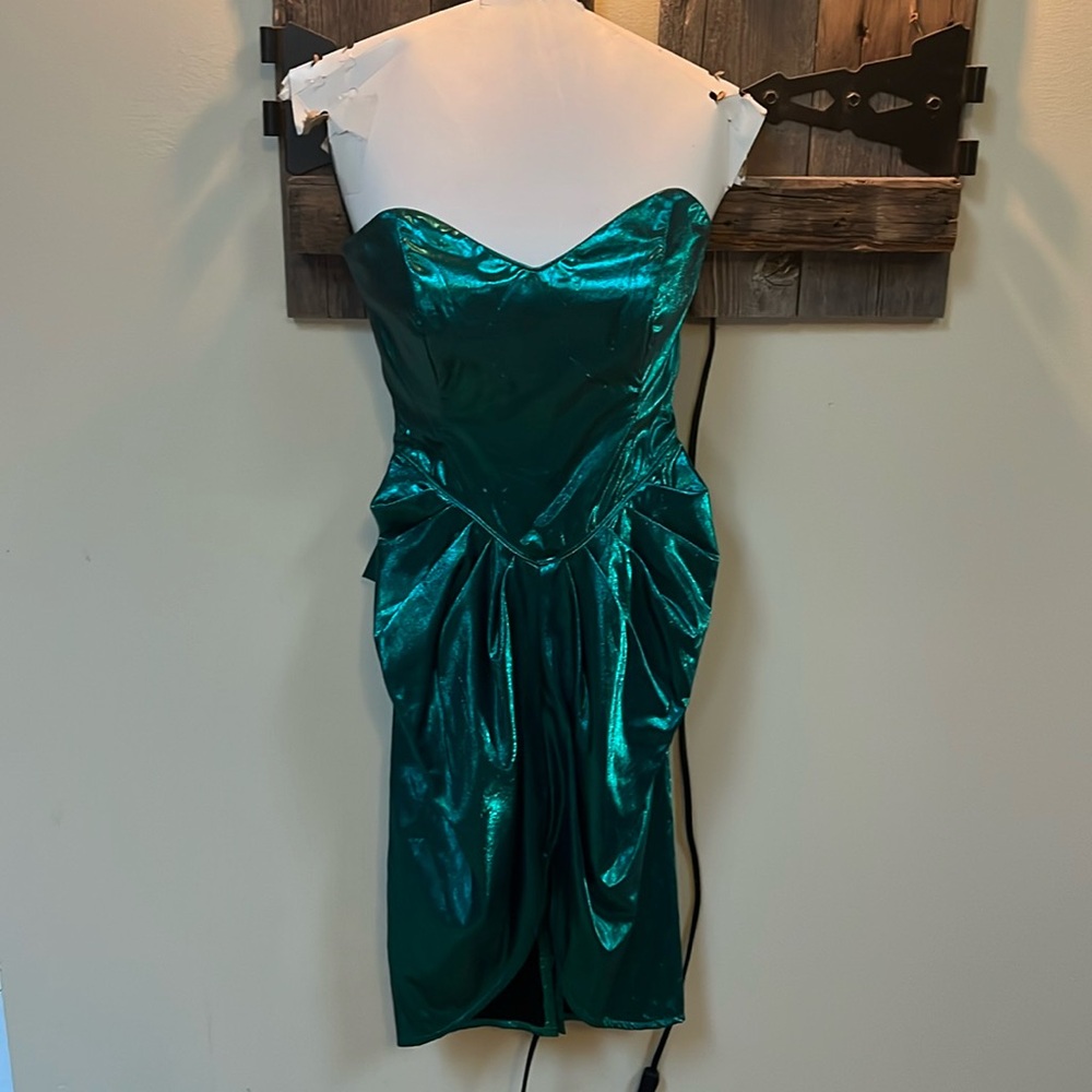 Vintage strapless 80s prom homecoming green shimmery dress